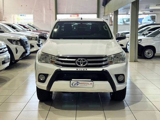 TOYOTA HILUX 2.7 SR 4X2 CD 16V FLEX 4P AUTOMÁTICO TOYOTA HILUX 2.7 SR 4X2 CD 16V FLEX 4P AUTOMÁTICO